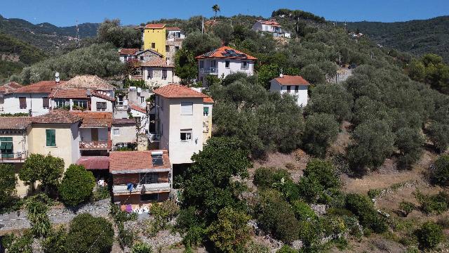 45 Case in vendita, Diano San Pietro • Wikicasa