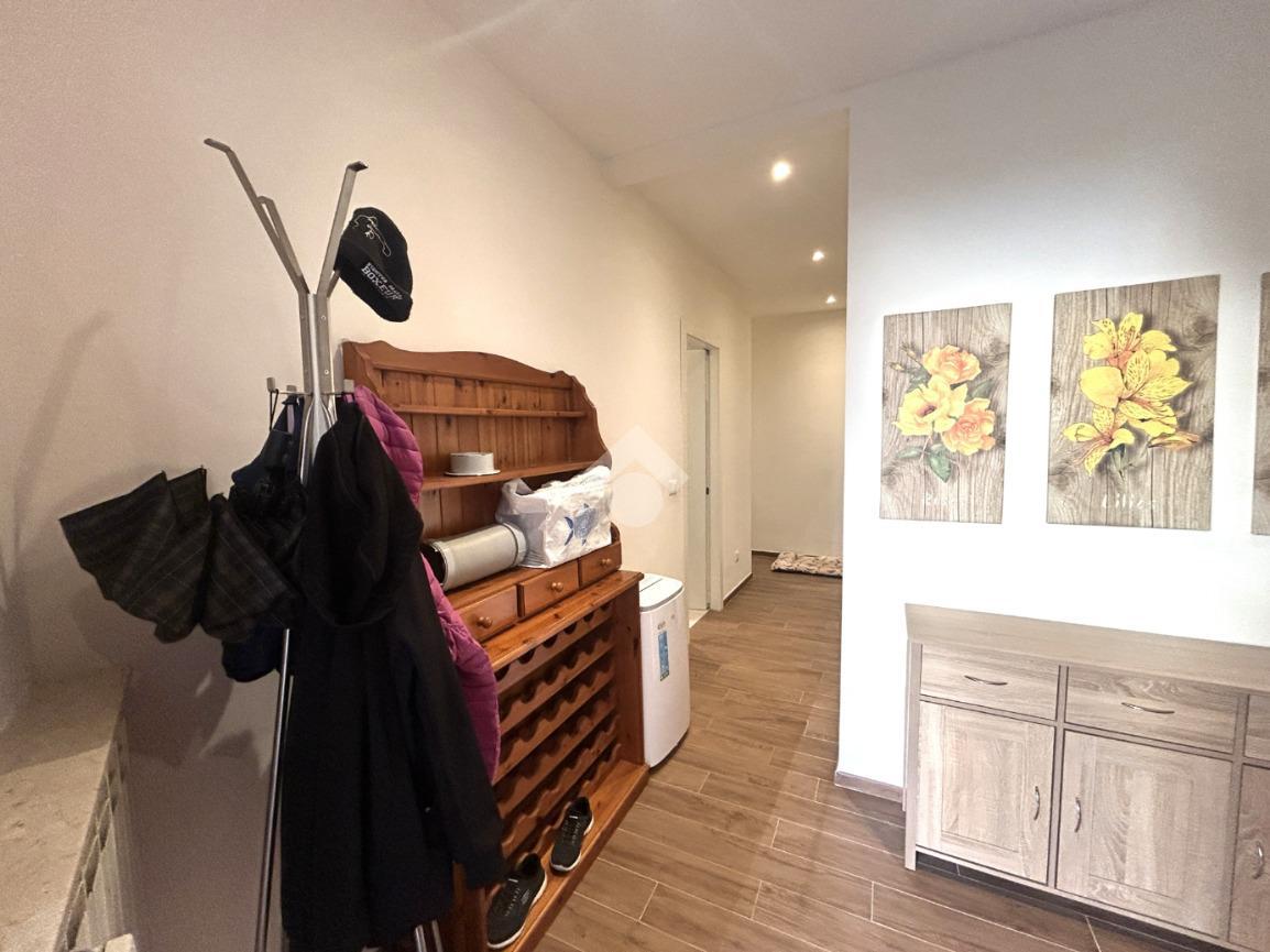 Appartamento in vendita, Serra Ricco'. Trilocale Via Francesco ...