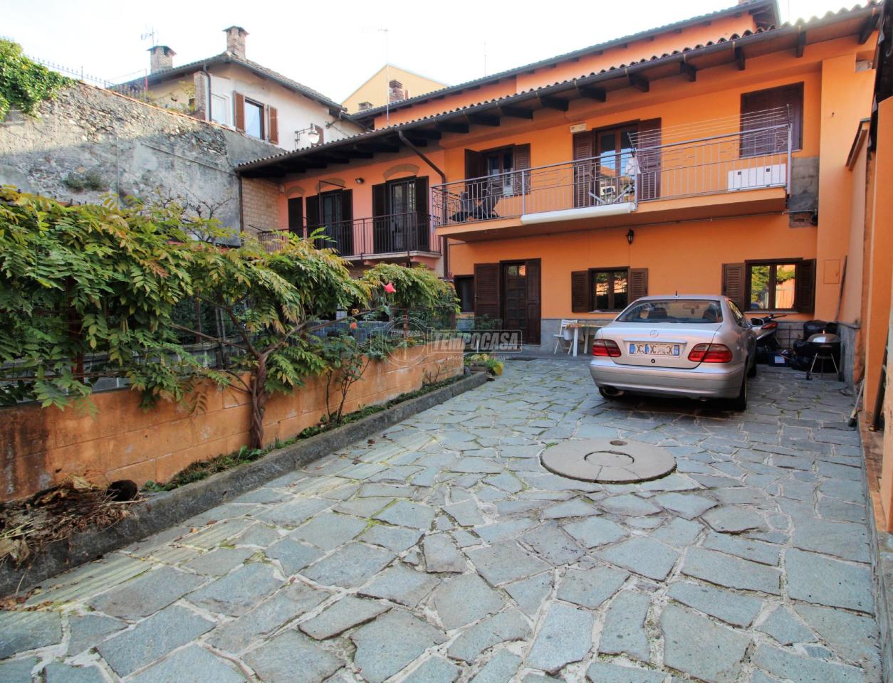 Casa indipendente in vendita, Rivoli con balcone, box e giardino privato, 115 mq • Wikicasa